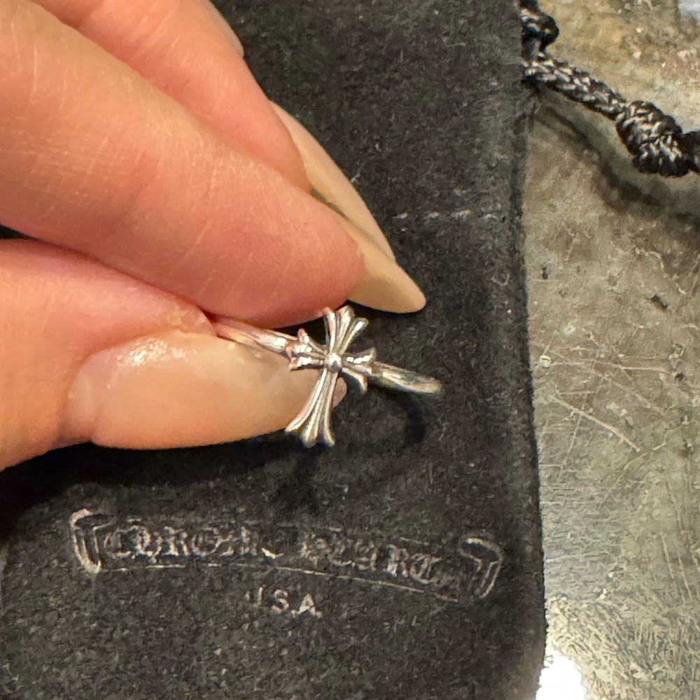 Chrome Hearts Silver Cross Ring US8-9
